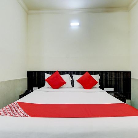 Super Hotel O Nar Comforts Near Ksr Railway Station 班加罗尔 外观 照片