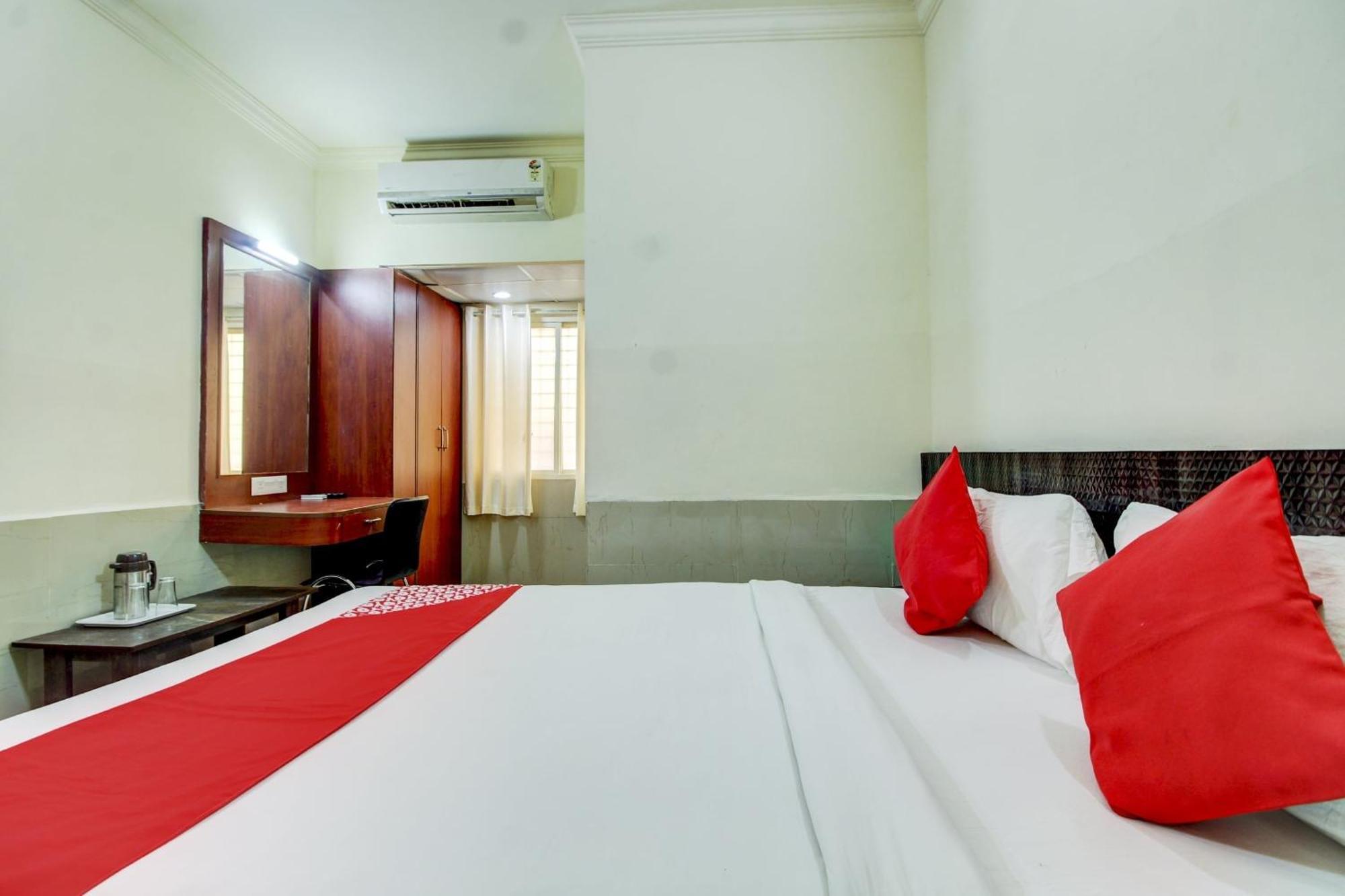 Super Hotel O Nar Comforts Near Ksr Railway Station 班加罗尔 外观 照片